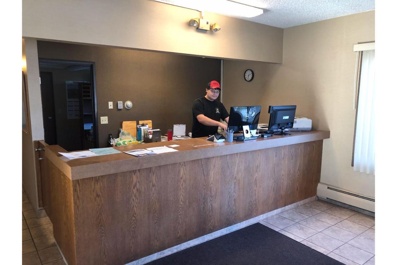 Oyo Hotel Glendive - Yellowstone River 외부 사진